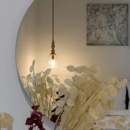 Modern Studio In Corfu Town דירה